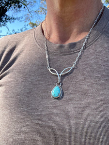 Western stitch turquoise necklace