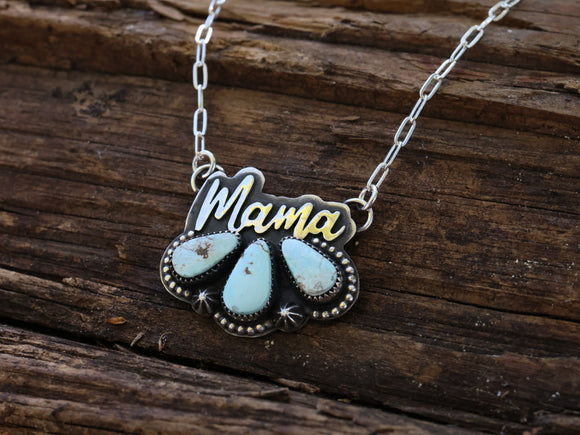 Mama triple stone necklace