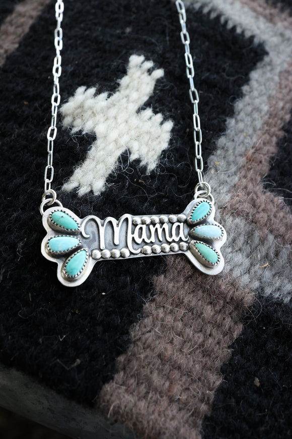 Mama Flutter Cluster Necklace
