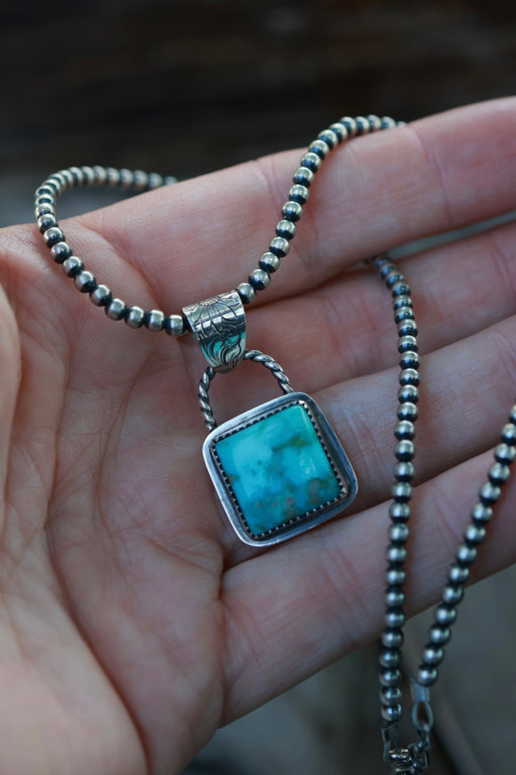 Sierra Bella square locket (pendant only)