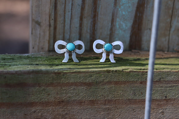 Bow studs